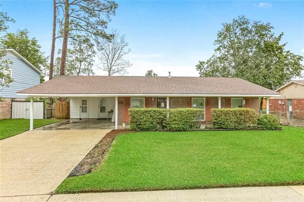 112 Chantilly Lane Slidell, LA 70458 - Photo 1 of 12