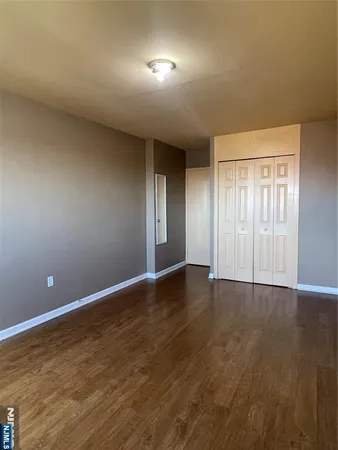 $2,900 | 90 Prospect Avenue, Unit 8E, Hackensack, NJ 07601