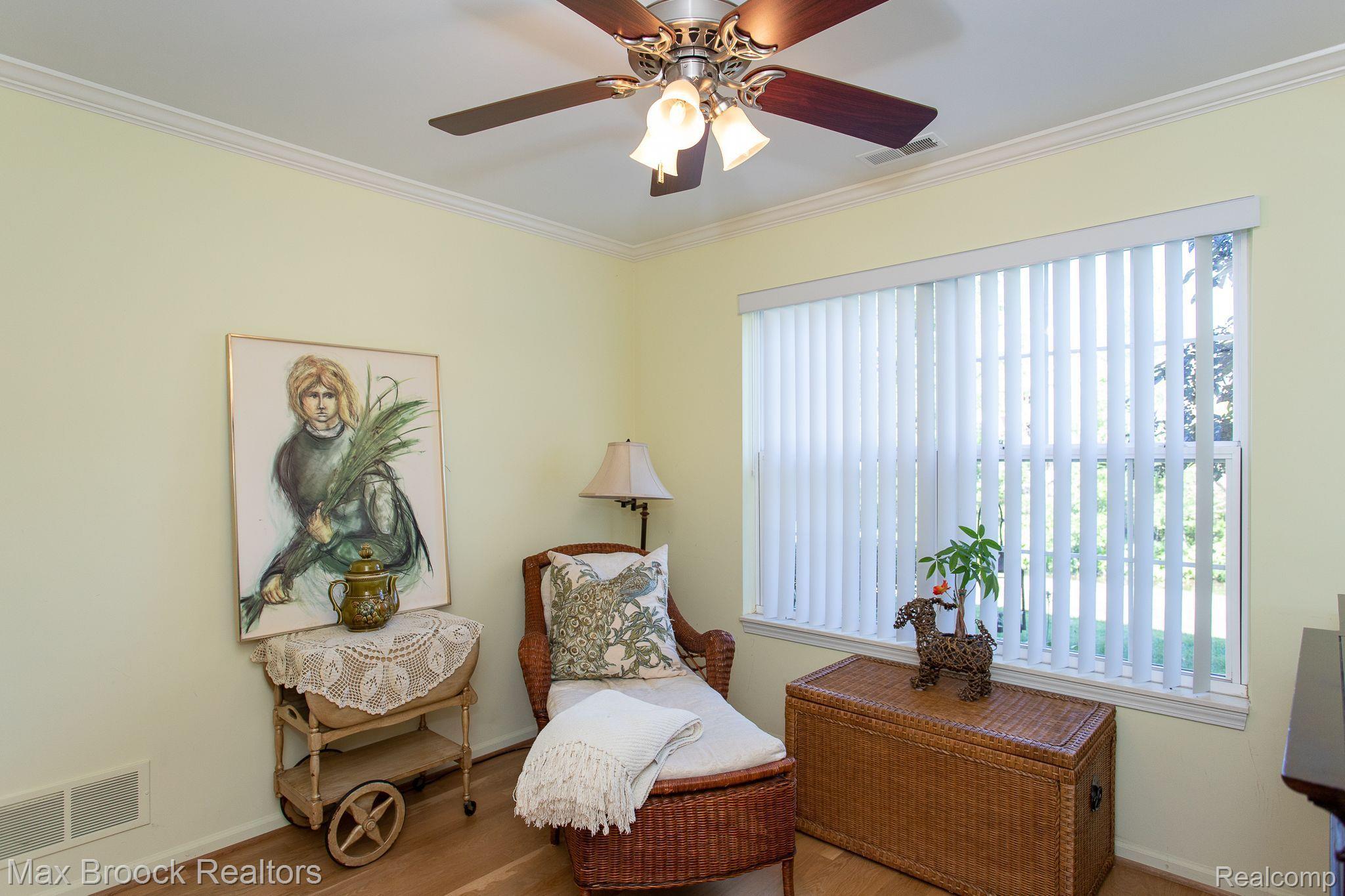33552 Utica Road, Unit 19 Fraser, MI 48026 - Photo 28 of 38