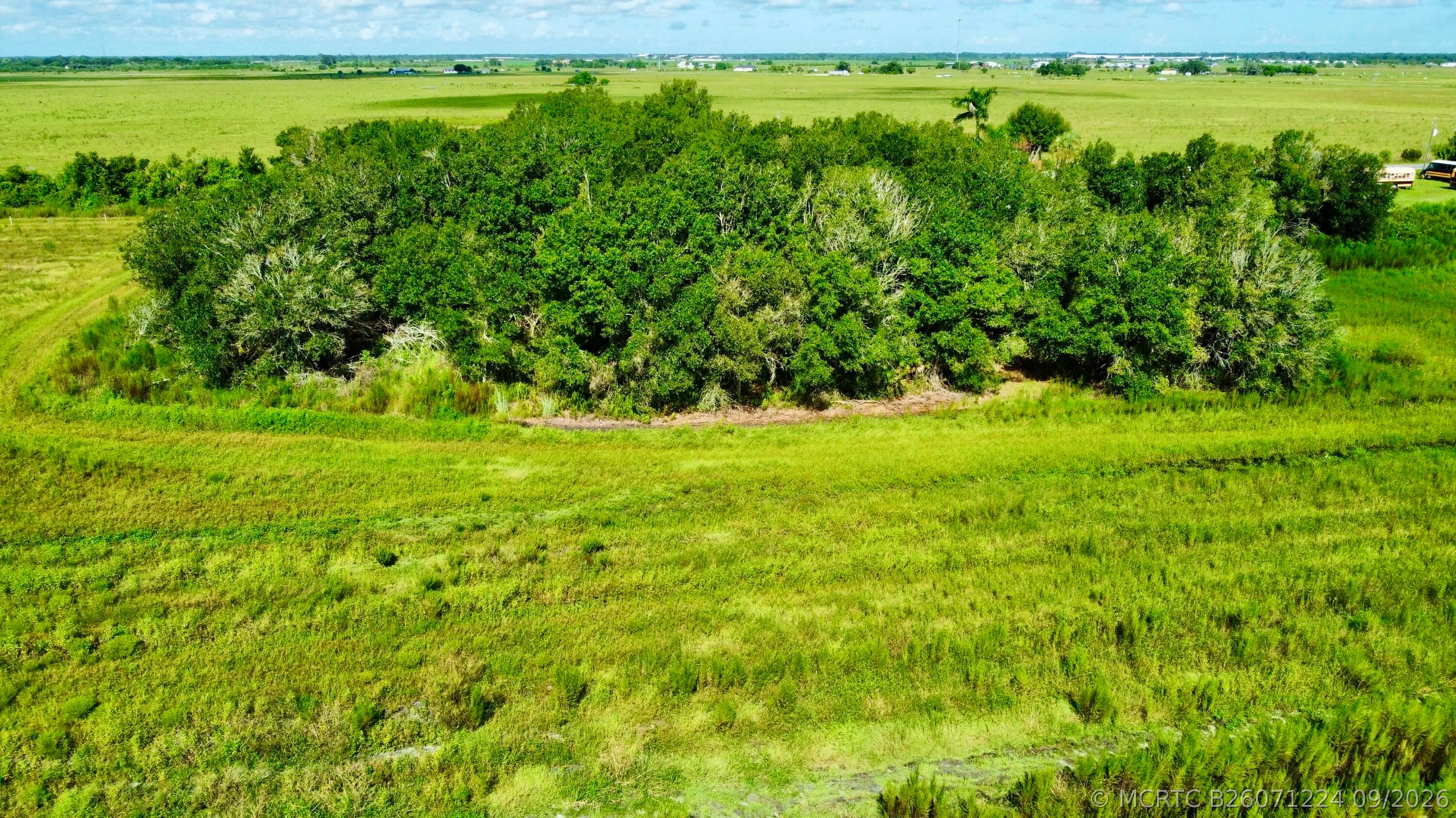 1934 Starns Loop Road Okeechobee, FL 34974 - Photo 7 of 13 dji_fly_20260831_102506_873_178818664277