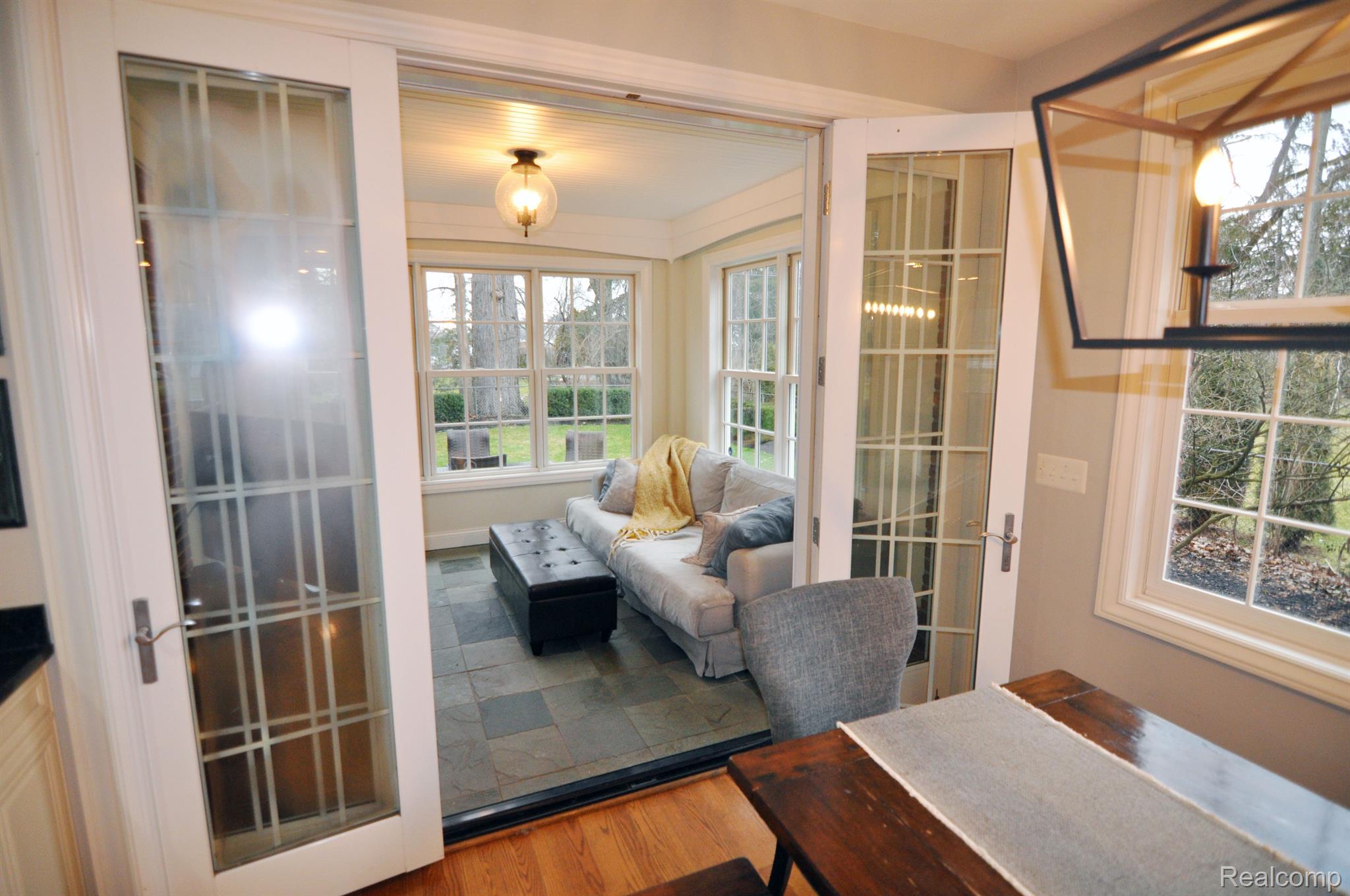 18870 Riverside Drive Franklin, MI 48025 - Photo 20 of 44 Gallery Image 20
