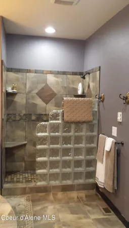 $1,750,000 | 6337 Mc Call Street, Bonners Ferry, ID 83805