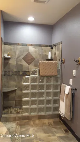 $1,950,000 | 6337 Mc Call Street, Bonners Ferry, ID 83805