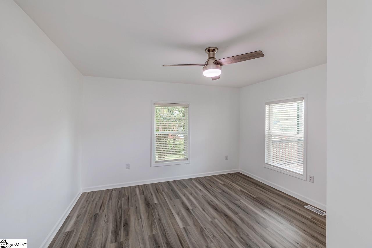 505 Pelham Street Greer, SC 29651 - Photo 20 of 36