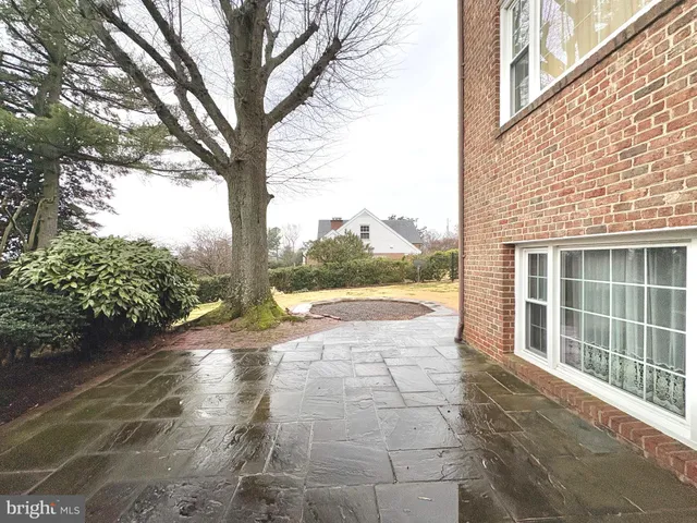 $6,975 | 513 Cathedral Drive, Alexandria, VA 22314