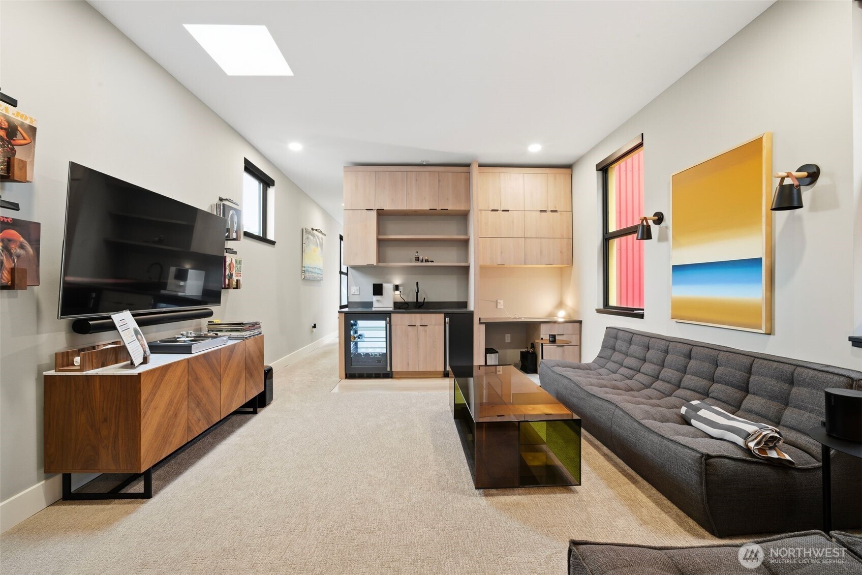 615 East Pike Street, Unit 402 Seattle, WA 98122 - Photo 16 of 31 a kitchen with stainless steel appliances granite countertop a stove a sink and a refrigerator