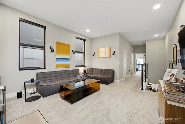 $9,000 | 615 East Pike Street, Unit 402, Seattle, WA 98122