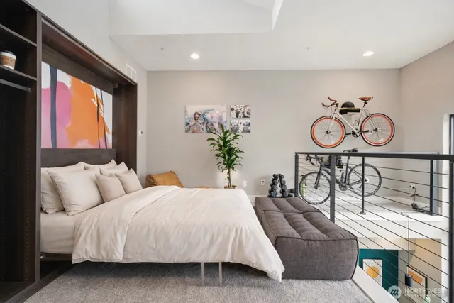 $9,000 | 615 East Pike Street, Unit 402, Seattle, WA 98122