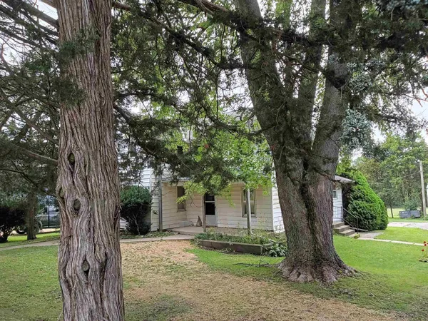 $198,900 | 2628 West Florence Road, Freeport, IL 61032