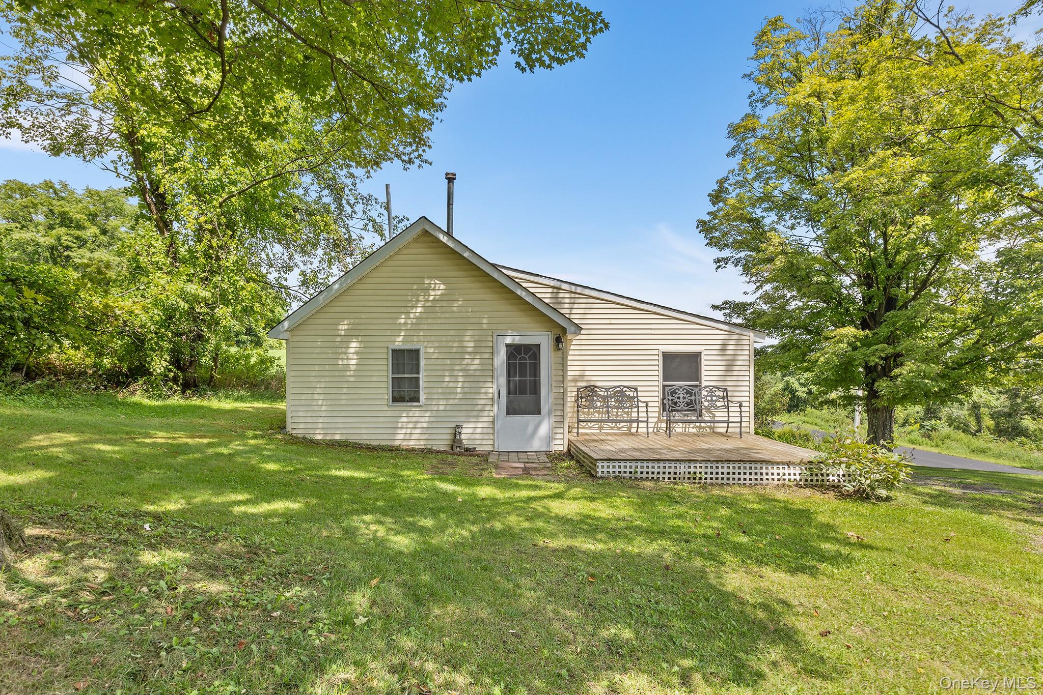 37 South Plank Road Westtown, NY 10998 - Photo 14 of 22