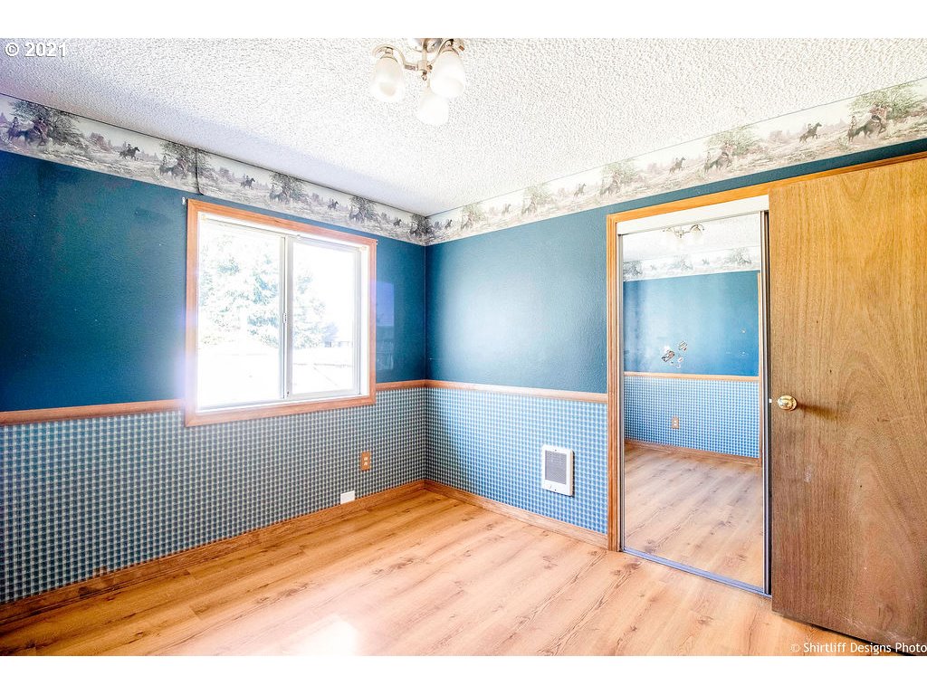 570 South 47th Street Springfield, OR 97478 - Photo 20 of 27