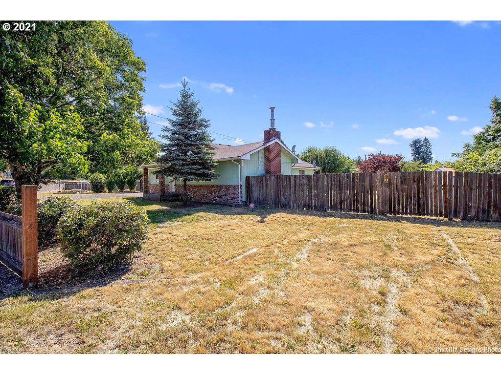 570 South 47th Street Springfield, OR 97478 - Photo 23 of 27