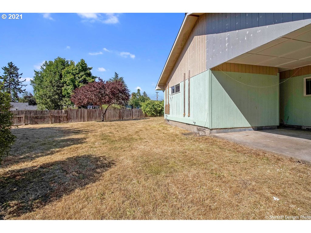 570 South 47th Street Springfield, OR 97478 - Photo 25 of 27