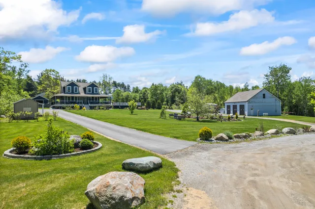 $1,050,000 | 55 Mountain View Extension, Rockland, ME 04841