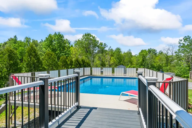 $1,050,000 | 55 Mountain View Extension, Rockland, ME 04841