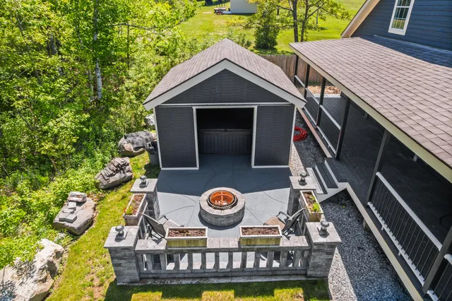 $1,050,000 | 55 Mountain View Extension, Rockland, ME 04841