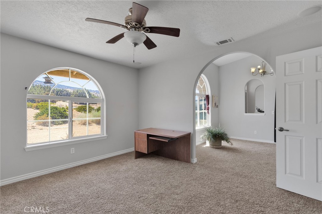 1220 Hollister Road Pinon Hills, CA 92372 - Photo 20 of 49