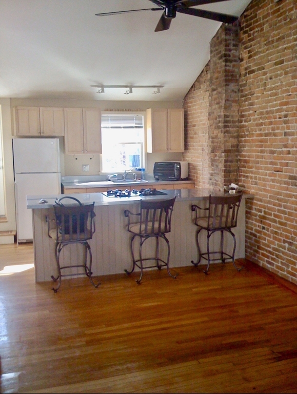 319 Spruce Street Chelsea, MA 02150 - Photo 25 of 34