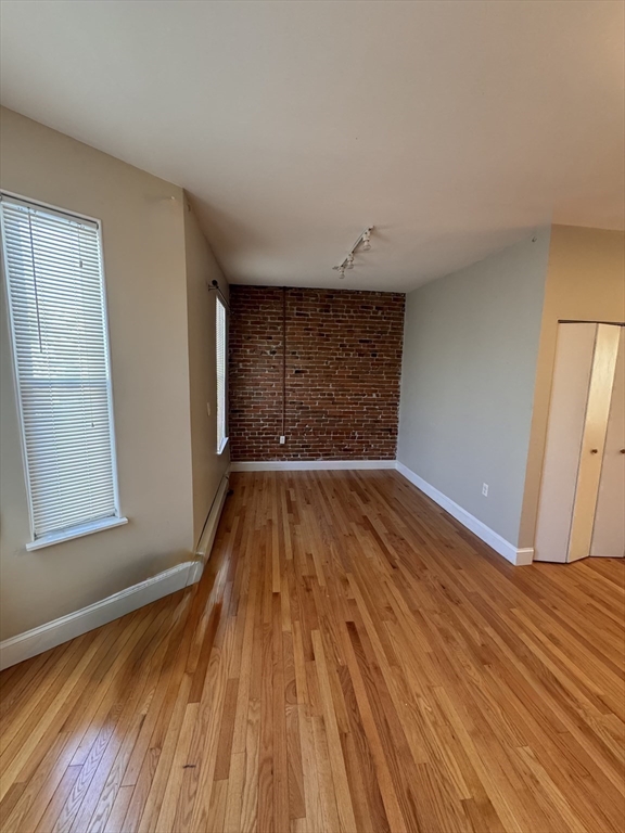 319 Spruce Street Chelsea, MA 02150 - Photo 26 of 34