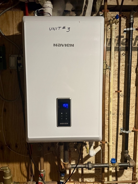 319 Spruce Street Chelsea, MA 02150 - Photo 31 of 34