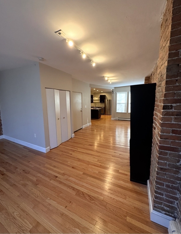 319 Spruce Street Chelsea, MA 02150 - Photo 5 of 34