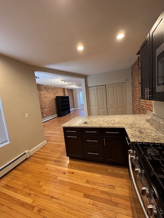 319 Spruce Street Chelsea, MA 02150 - Photo 10 of 34