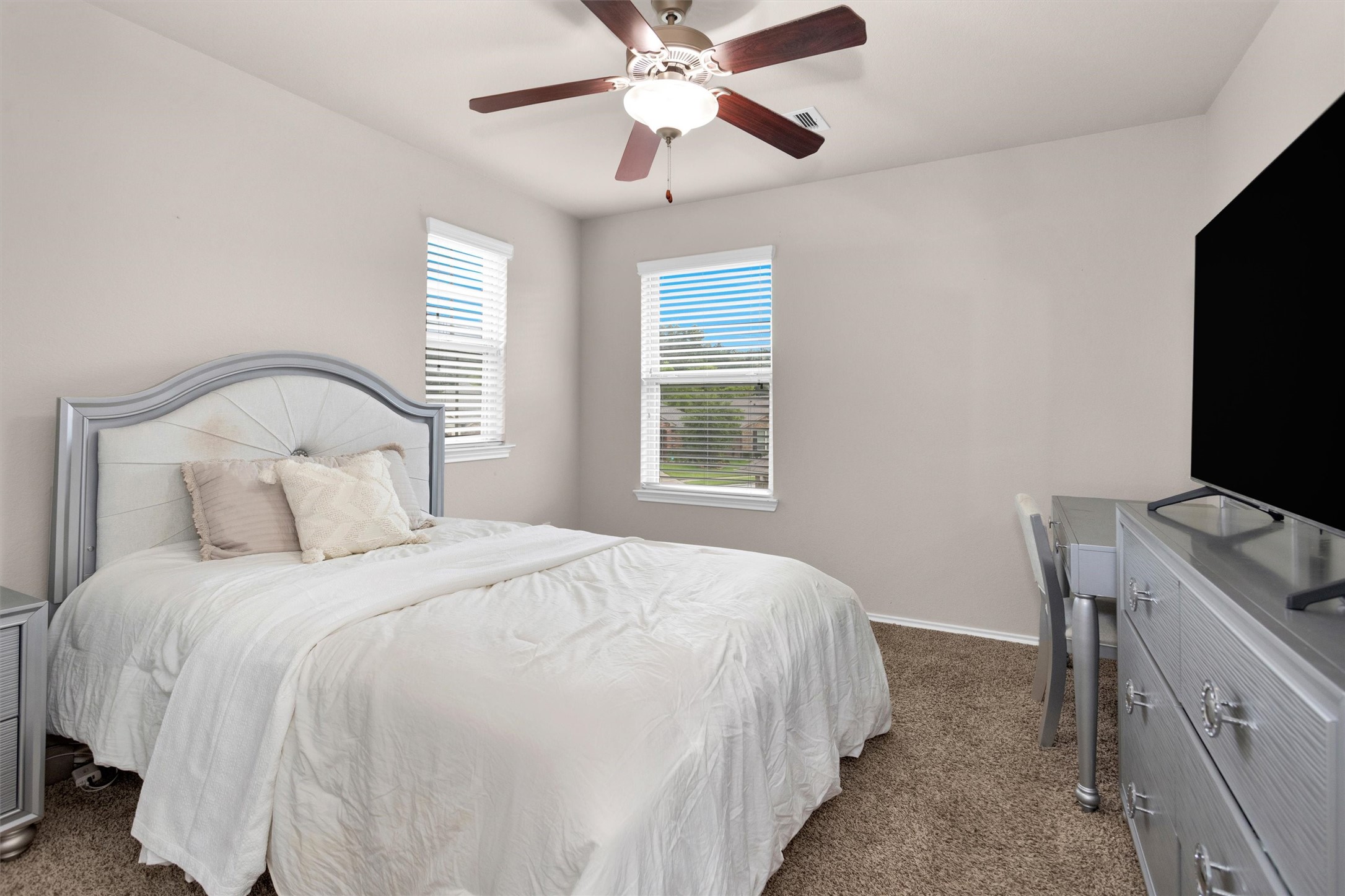 5206 Pointe Spring Crossing Spring, TX 77389 - Photo 37 of 50 Bedroom 2 upstrairs