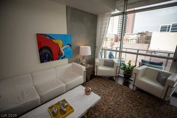 $2,450 | 353 East Bonneville Avenue, Unit 511, Las Vegas, NV 89101