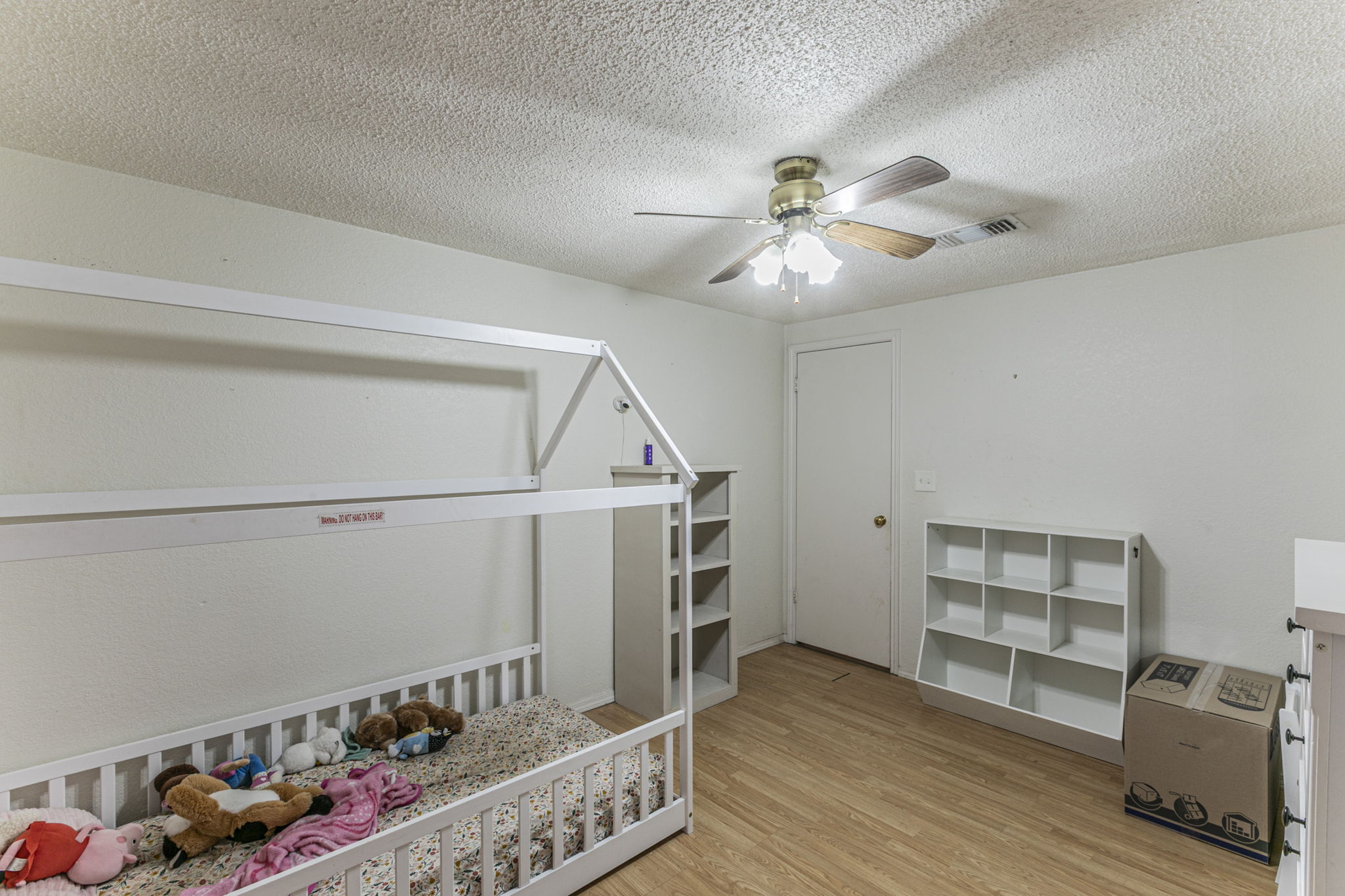 1767 Dowdy Road Seguin, TX 78155 - Photo 21 of 25 a view of livingroom with furniture and workspace