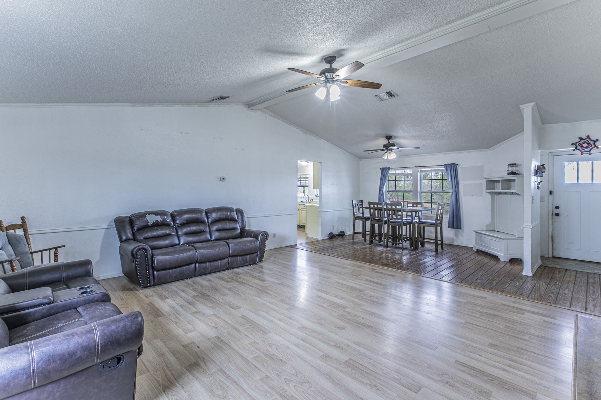 1767 Dowdy Road Seguin, TX 78155 - Photo 5 of 25 a living room with furniture and wooden floor