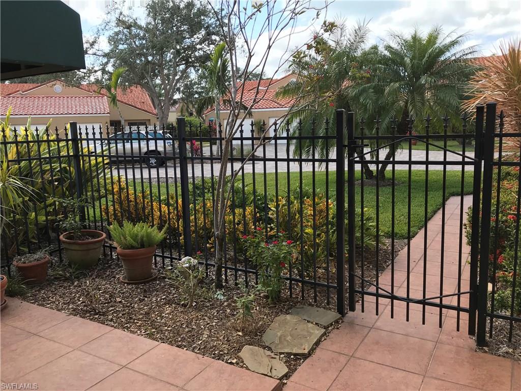 887 Reef Point Circle Naples, FL 34108 - Photo 2 of 17 Gallery Image 2