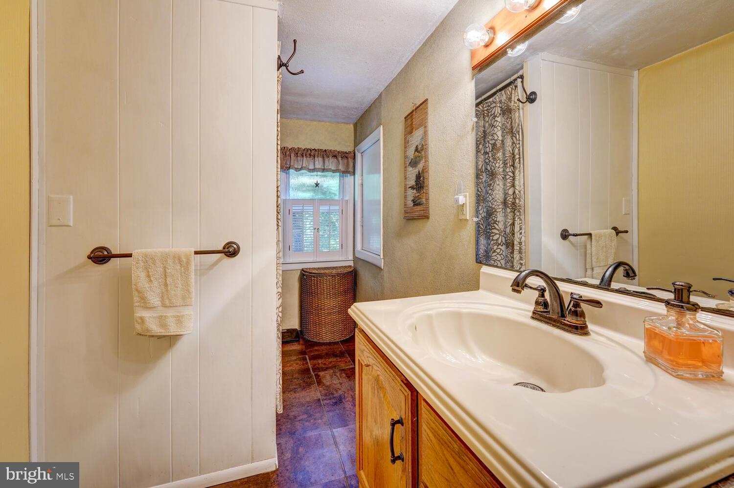 324 Ridge Road Sellersville, PA 18960 - Photo 22 of 49