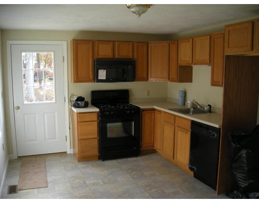 6 Seed Street Wareham, MA 02571 - Photo 3 of 5 Gallery Image 3