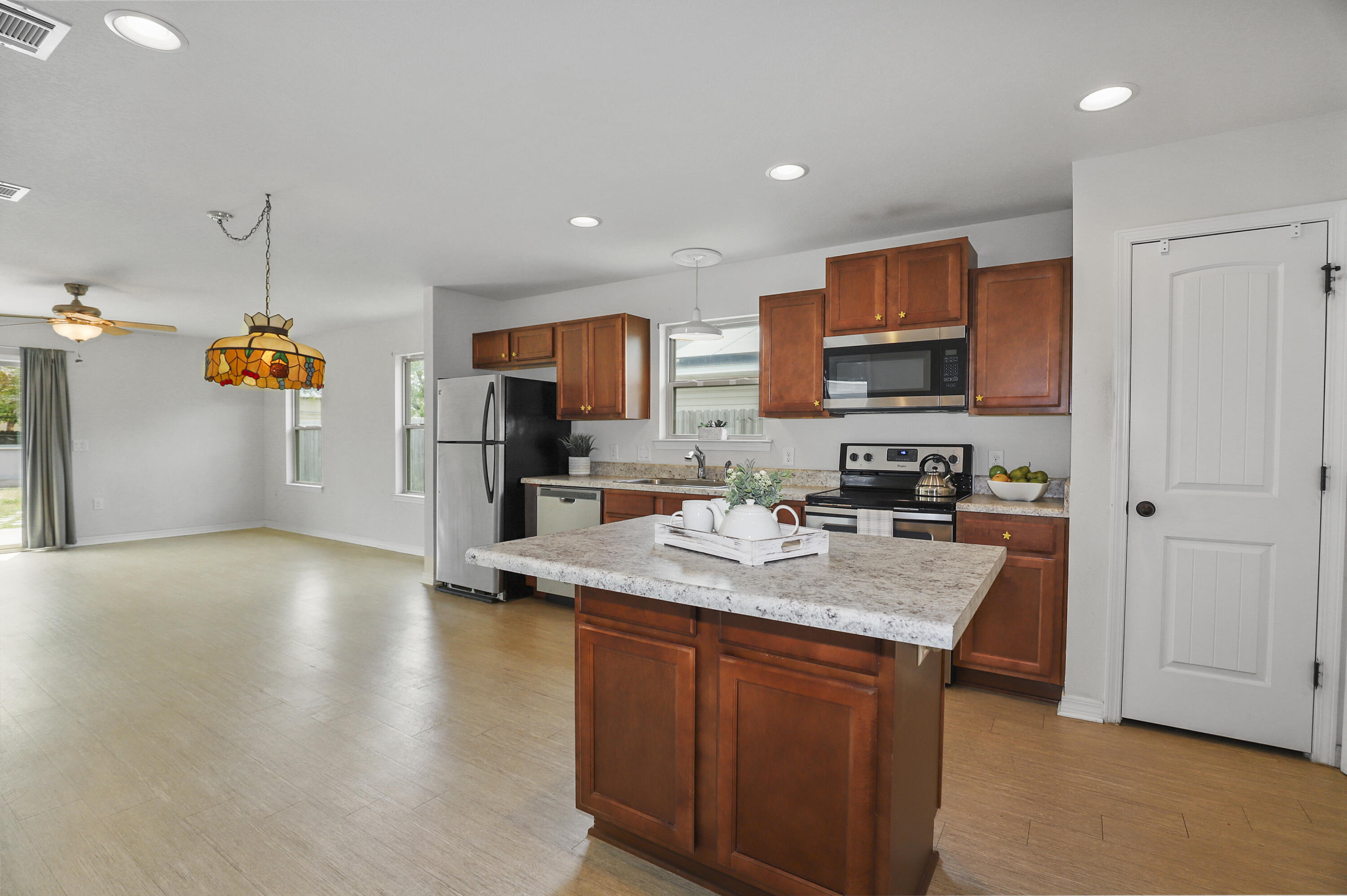 5953 Fairlands Road Milton, FL 32583 - Photo 11 of 39 Gallery Image 11