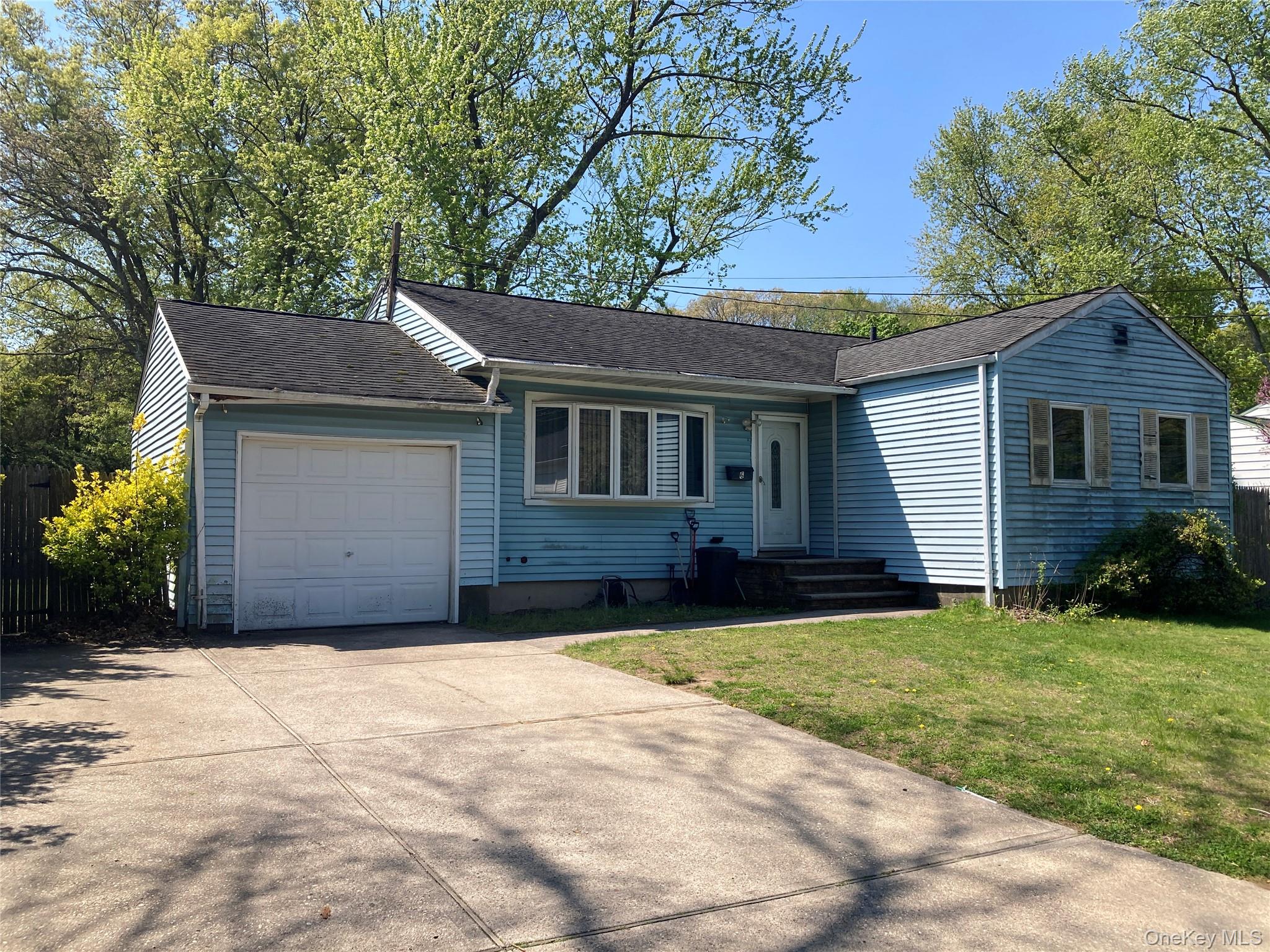 6 Wicks Road East Northport, NY 11731 - Photo 3 of 10 Potential & Possibilities