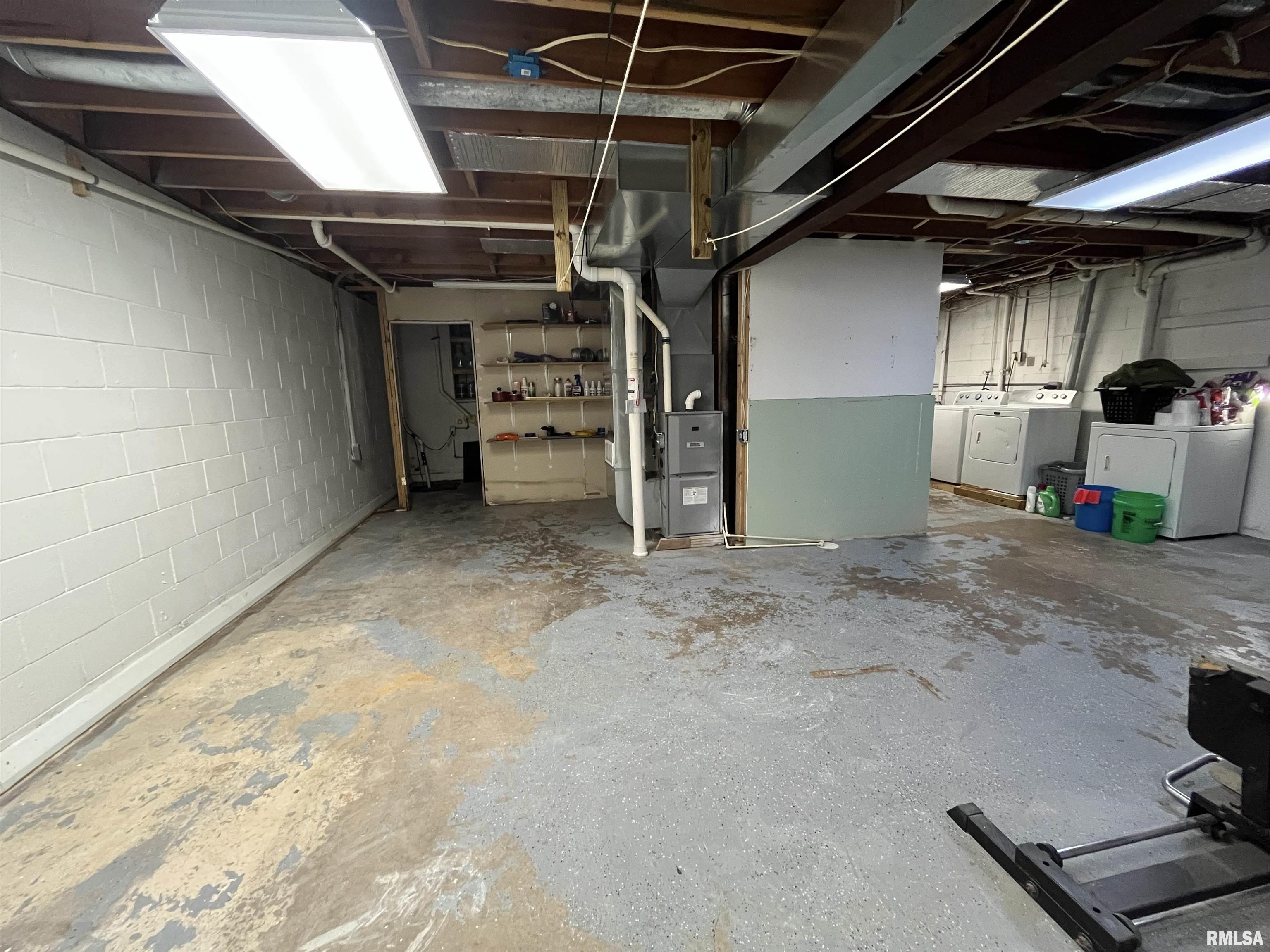 5401 West Cisna Road Bartonville, IL 61607 - Photo 20 of 28 Gallery Image 20