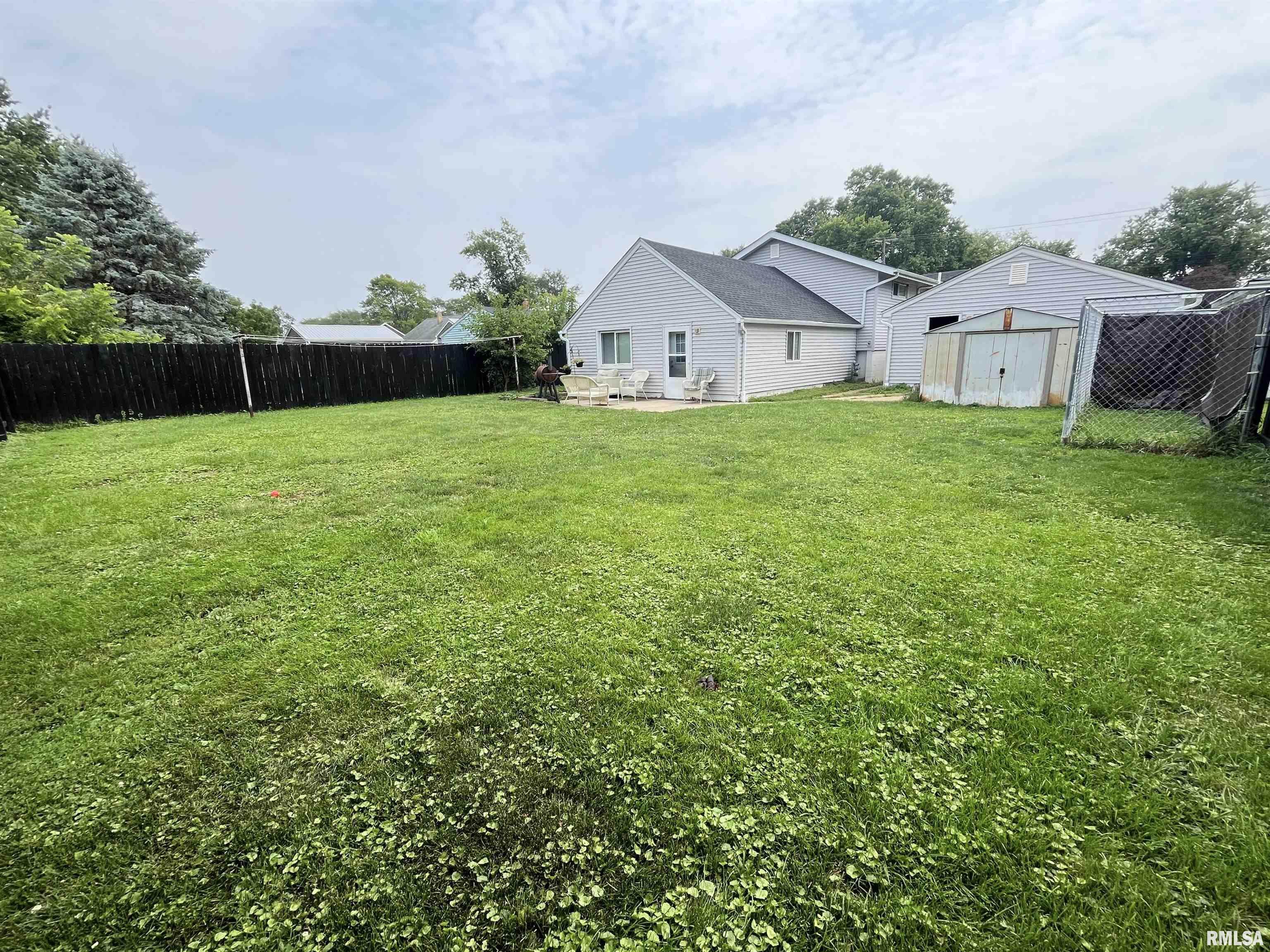 5401 West Cisna Road Bartonville, IL 61607 - Photo 26 of 28 Gallery Image 26