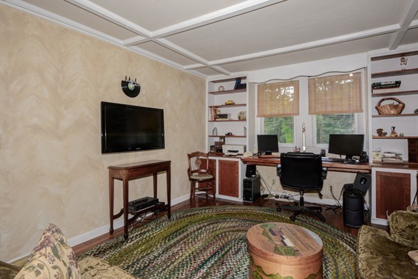 802 Edgell Road Framingham, MA 01701 - Photo 11 of 27 Gallery Image 11