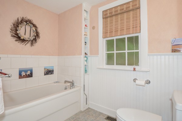 802 Edgell Road Framingham, MA 01701 - Photo 13 of 27 Gallery Image 13