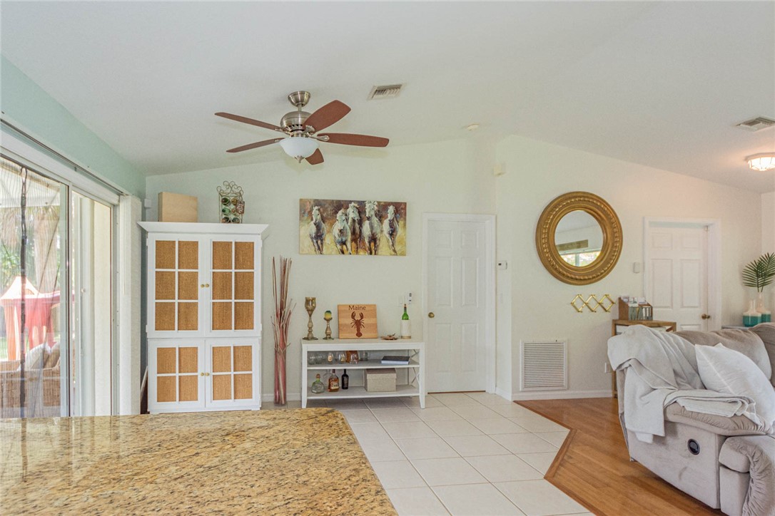 1836 4th Lane Vero Beach, FL 32962 - Photo 9 of 36