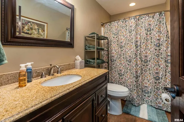 $440,000 | 3860 Boyd Road, Jonesboro, IL 62952