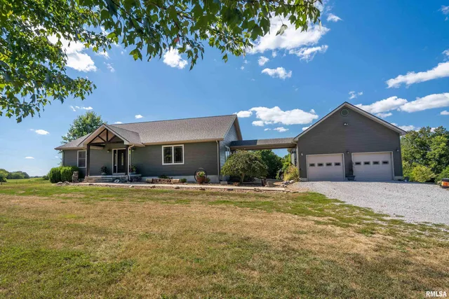 $440,000 | 3860 Boyd Road, Jonesboro, IL 62952