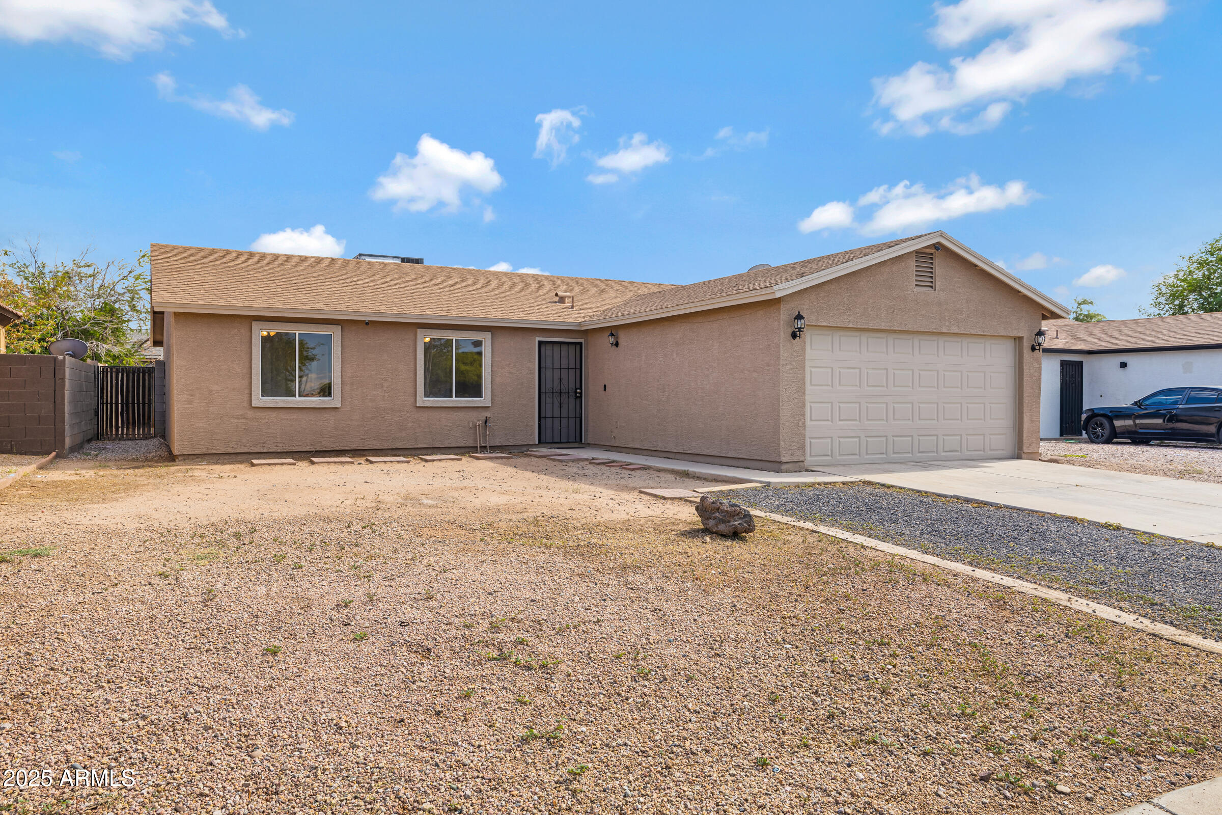 2123 West Roeser Road Phoenix, AZ 85041 - Photo 1 of 27 2123 W Roeser Rd-2