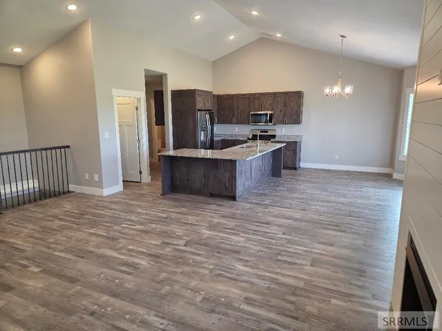 $675,000 | 1406 North 615 East, Shelley, ID 83274