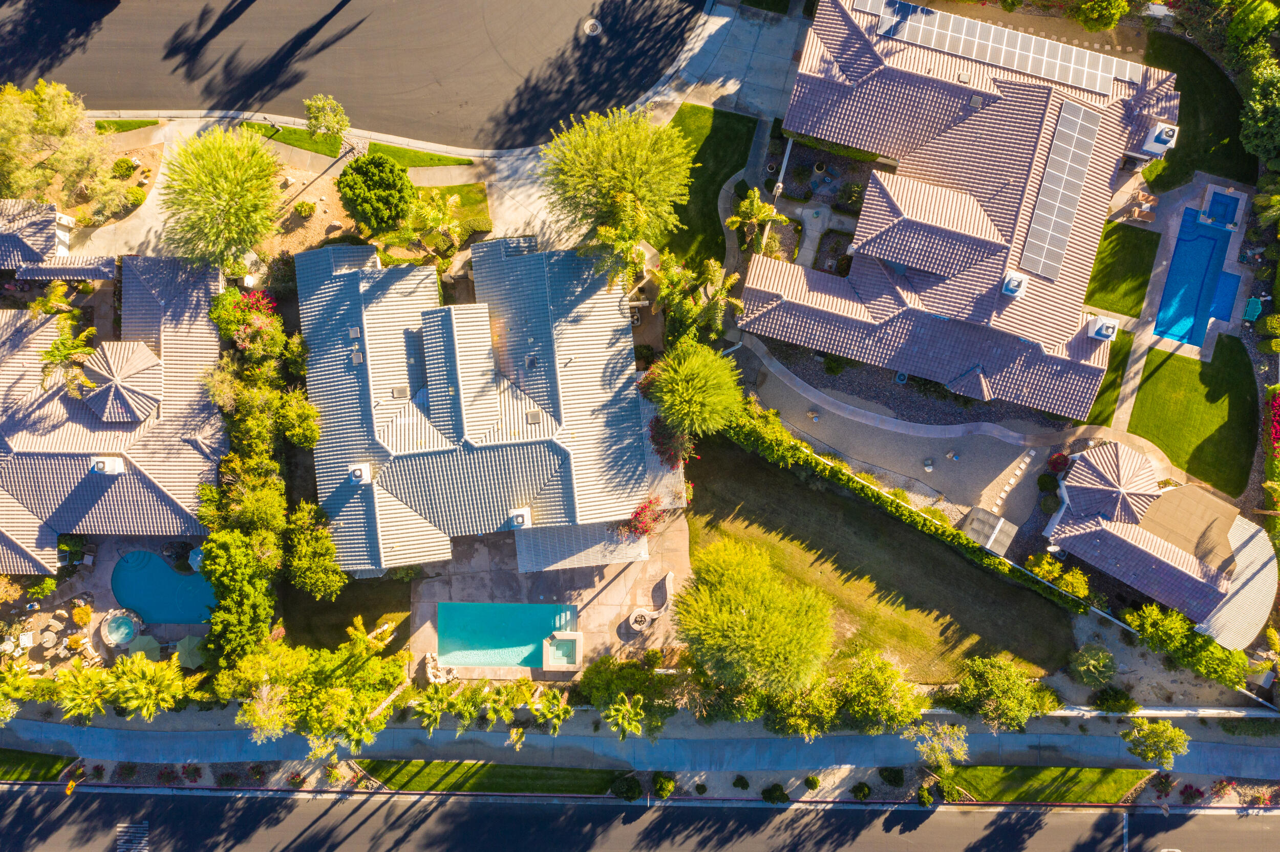 8 Trafalgar Rancho Mirage, CA 92270 - Photo 3 of 41 front view of a house