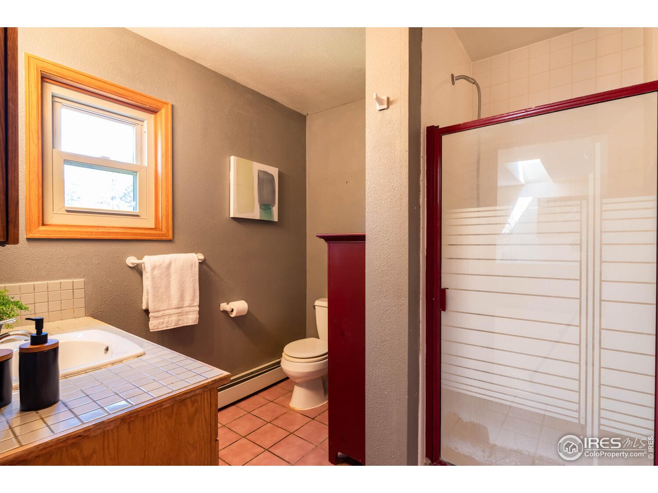 6778 Olde Stage Road Boulder, CO 80302 - Photo 18 of 40 Primary 3/4 bathroom