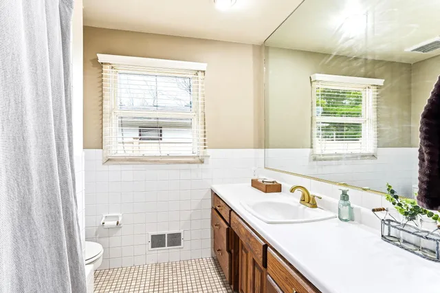 $250,000 | 209 13th Street Northeast, Owatonna, MN 55060