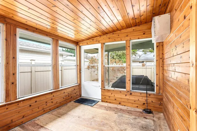 $250,000 | 209 13th Street Northeast, Owatonna, MN 55060