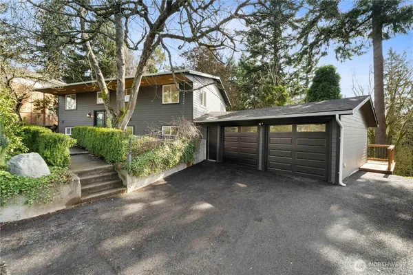 $949,950 | 13022 15th Avenue Southwest, Burien, WA 98146