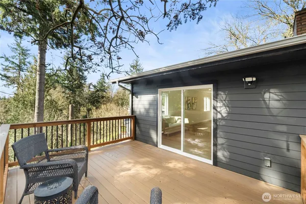 $949,950 | 13022 15th Avenue Southwest, Burien, WA 98146